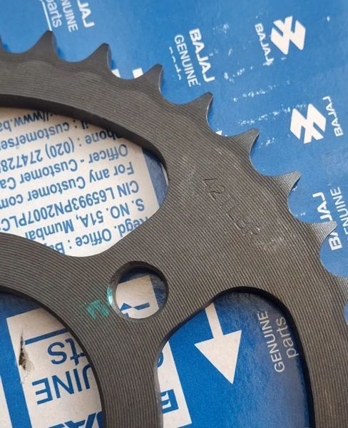 Звезда задняя на мотоцикл квадроцикл - 428H-42T - d=58mm (крепление 4 болта - d=90mm) 321868+ фото