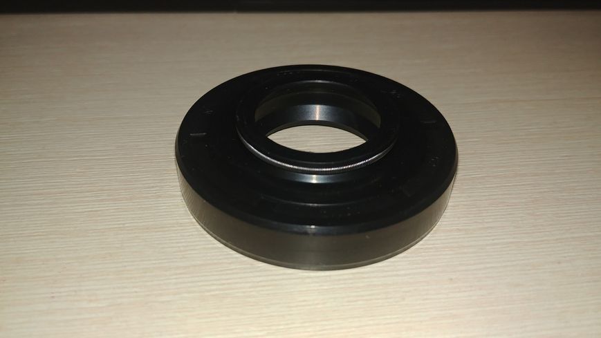 Сальник 25х52х10/14 Сальник 25х52х10/14 мотоцикла SUZUKI ,HONDA ,KAWASAKI, YAMAHA, KTM BMW 25х52х10/14+ фото